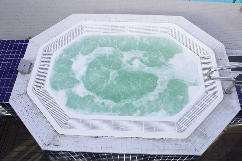 Tub Conversion Service detail